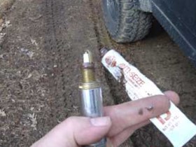 spark plugs grease